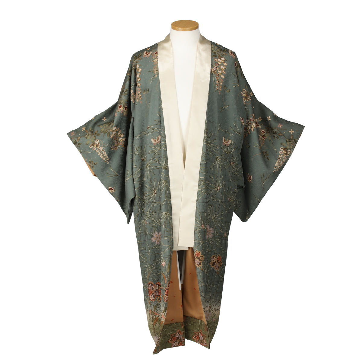 Vintage kimono outfit